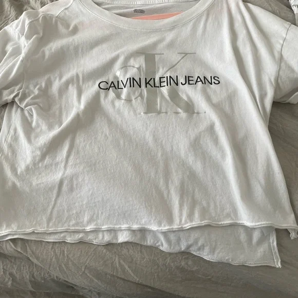 Calvin Klein crop - Picture 4 of 4